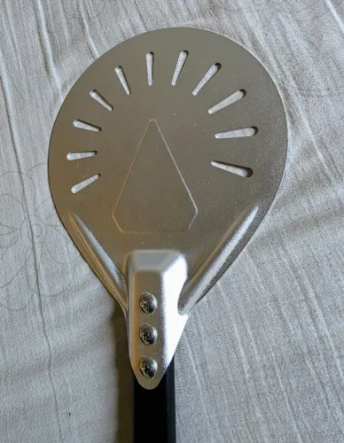 Pá de pizza para Fornear
