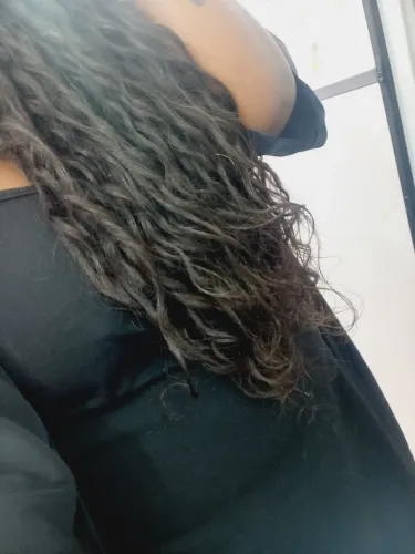 Cabelo cacho 3. ..300 gramq 70 centímetros