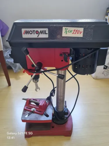 Furadeira industrial Motomil 127V