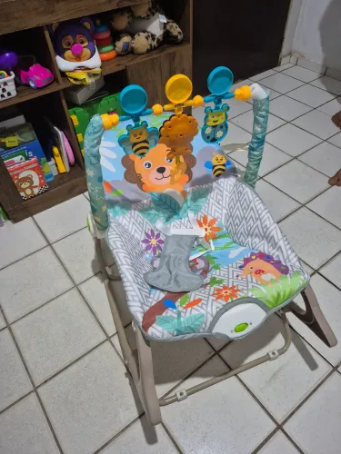 Cadeirinha de descanso para bebê 