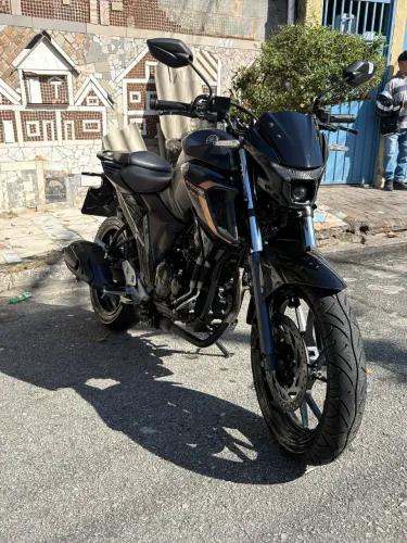 Yamaha FZ25 2024
