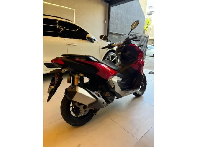 Honda Adv 160 2025