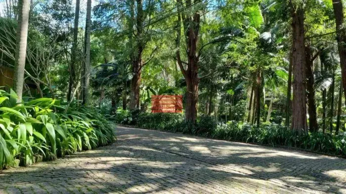 Casa para locação na Ch´cara Flora com 17.000m² de terreno e 700 de área construída