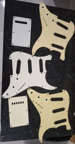 Lote de peças para guitarra modelo Stratocaster