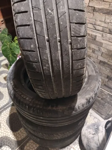 Pneus 205/55 R17