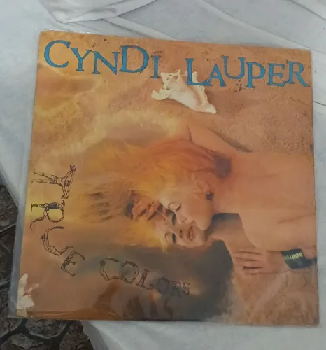 Lp Cindy Lauper True colors completo com encarte original de 1986
