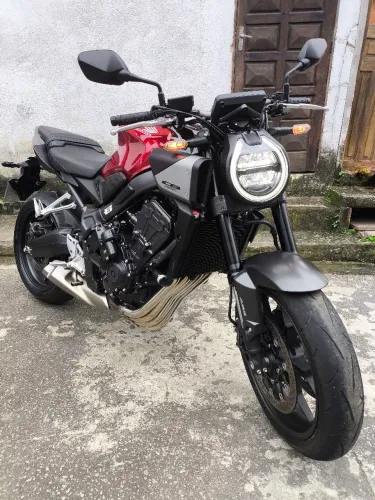 Honda CB 650r e-clutch