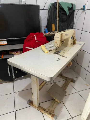 Máquina de costura