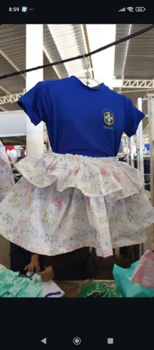 Conjunto infantil elegante