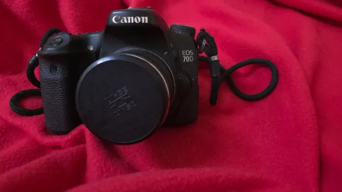 Kit fotográfico: Canon 70D + Lente analogica zenit Helios-44M-4 58mm