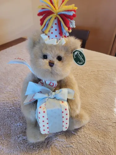 Urso de pelúcia Beary Happy Birthday Bear