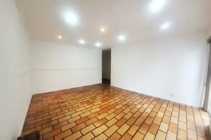 LOCAÇÃO - PERDIZES 93 M2 APTO. 02 DORMITÓRIOS SILENCIOSO AO LADO DA PUC!!!
