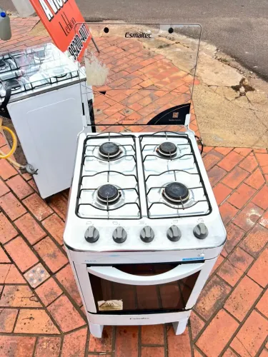 Fogão 4 bocas smaltec manual   Funciona todas as bocas e forno  ?Entrego e passo cartão 