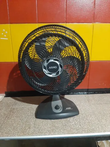 Ventilador semi novo ARNO
