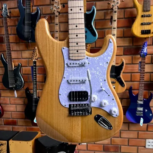 STRATOCASTER SHELTER SSW PRO HSS TBU 