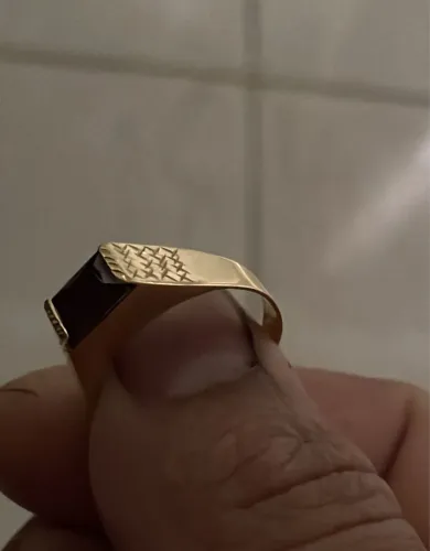 Vende se anel ouro 18k