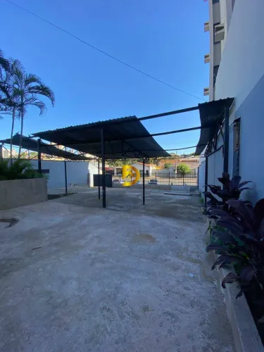 Galpão Comercial para Aluguel com 900 m² no Bairro Fabrício, Uberaba/MG