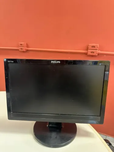 Monitor Philips e LG