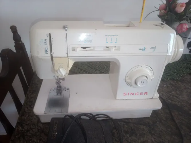 Vendo maquina de costura