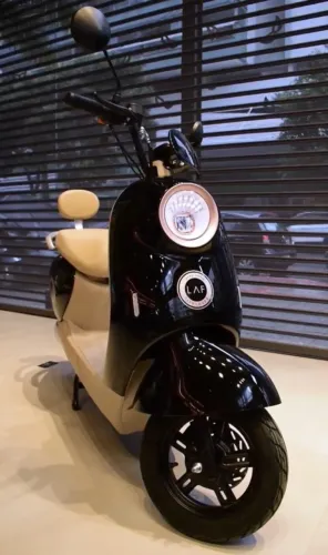 Scooter Elétrica MILK SHAKE LAF 800W (Bateria de Lítio) (ZERO KM - SOMOS LOJA)