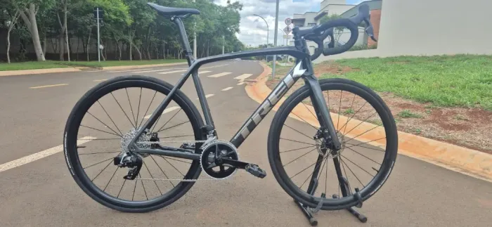 Trek Emonda SL 6 AXS 2023 tamanho 56