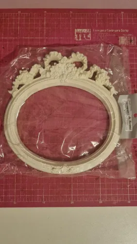 Moldura Laço Oval Branca