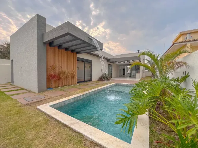 Casa no Condomínio Figueira Garden - Atibaia, SP