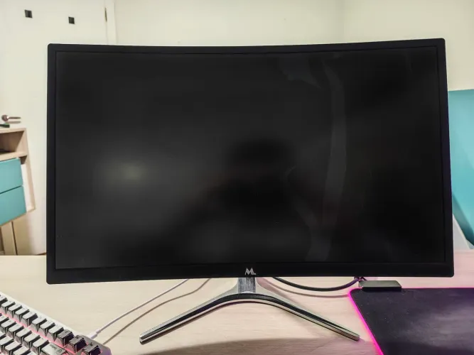 Monitor curvo 144hz Quebrado