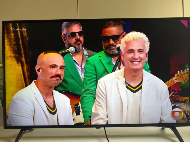 Smart tv LG 43 polegadas 3 meses de uso