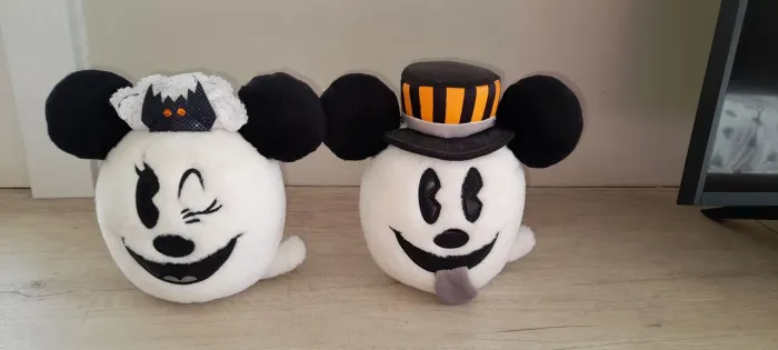 Casal de fantasminhas de pelúcia - original da Disney edição Halloween  - desapego