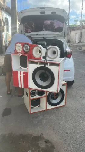 Som automotivo