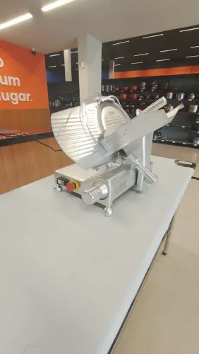 Fatiador De Frios Semi Automático Linha Laser 300 MM Upx
