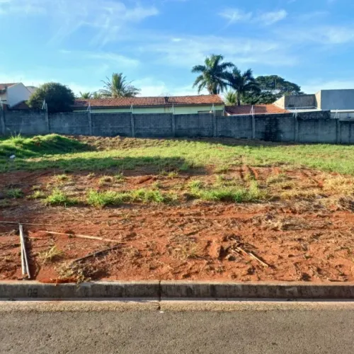 TERRENO NO RESIDENCIAL FLORENÇA