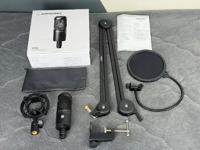 Microfone AT2035 Audio Technica Condensador Cardióide Braço Articulado Arcano Pop Filter