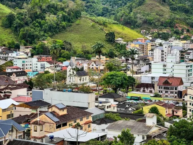 Excelente custo benefício, centro de Domingos Martins - Oportunidade única
