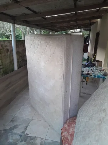 CAMA BOX COM COLCHÃO
