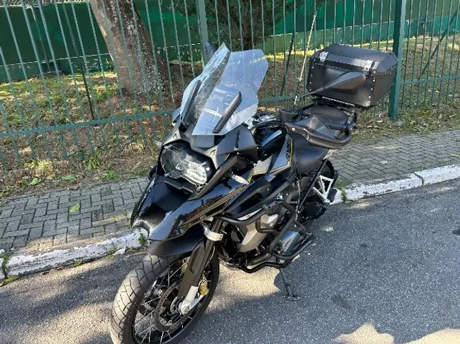 GS1250 premium moto impecável com vários acessórios