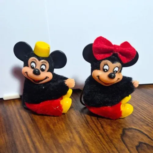 Agarradinhos Vintages com sacolinha Mickey e Minnie