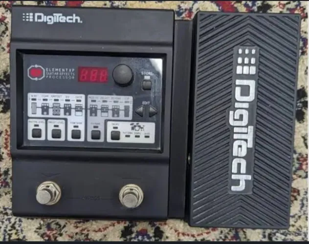 pedaleira digitech
