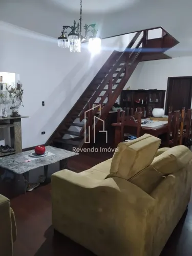 Imóvel dos sonhos: Casa à venda em São Paulo, Itaim Paulista! 3 quartos, 2 suítes, 3 banhe