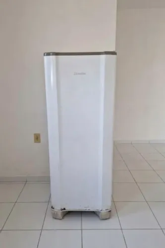 Geladeira Esmaltec