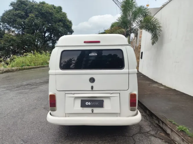 Volkswagen Kombi Standard 1.4 MI Total Flex 8V 2012