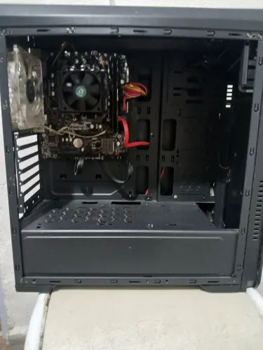 Gabinete sem placa de video