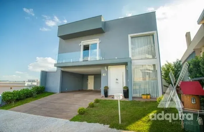 Casa à Venda Com 4 Quartos, 4 Suites, 2 Vagas, 637m², Estrela