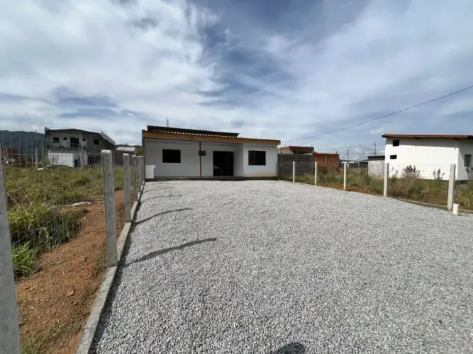 Casa com 2 dormitórios para alugar, 60 m² por R$ 2.095/mês - Missões - Ilhota/SC