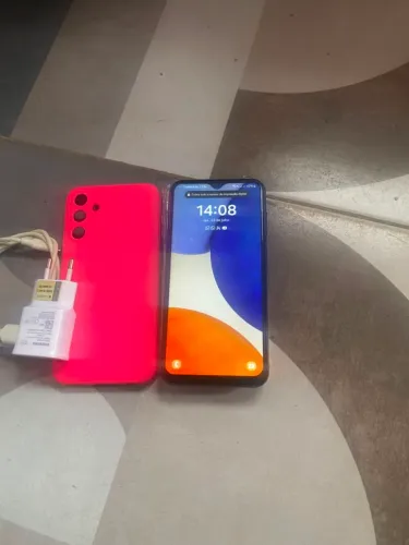 Samsung galastas A15  256GB celular tudo funcionando perfeitamente vai carregado 