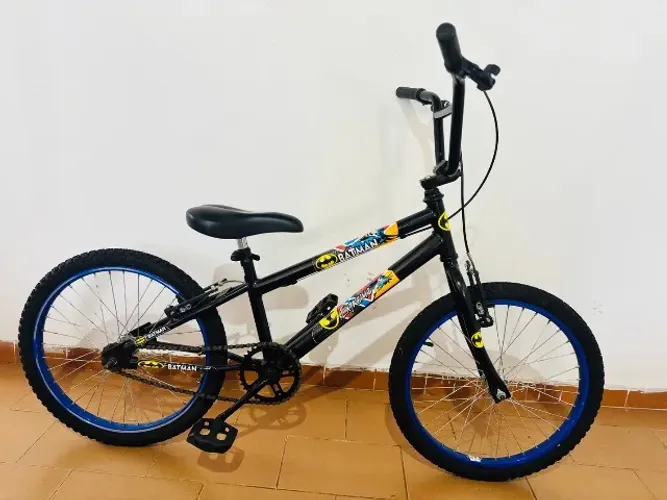 Bicicleta Infantil Aro 20 semi nova 