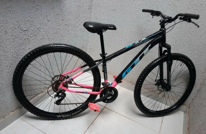 Bicicleta aro 29 tem nota, tudo funcionando, NÃO TROCO retirada Em águas lindas