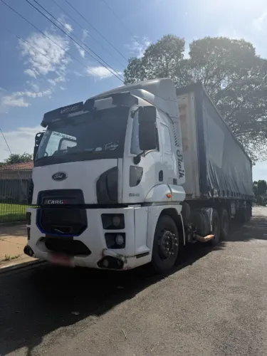 Conjunto Ford Cargo 2842 6x2 + Carreta Randon Sider 2007