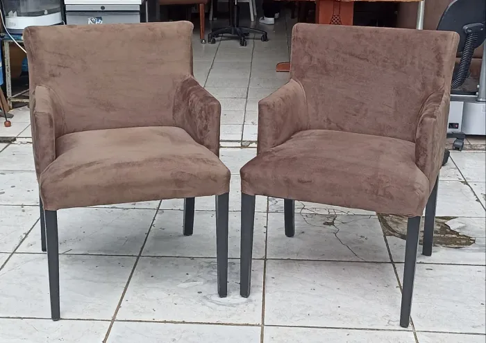 Poltronas Marrom